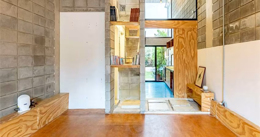 Casa com 2 quartos à venda em Vila Romana - SP
