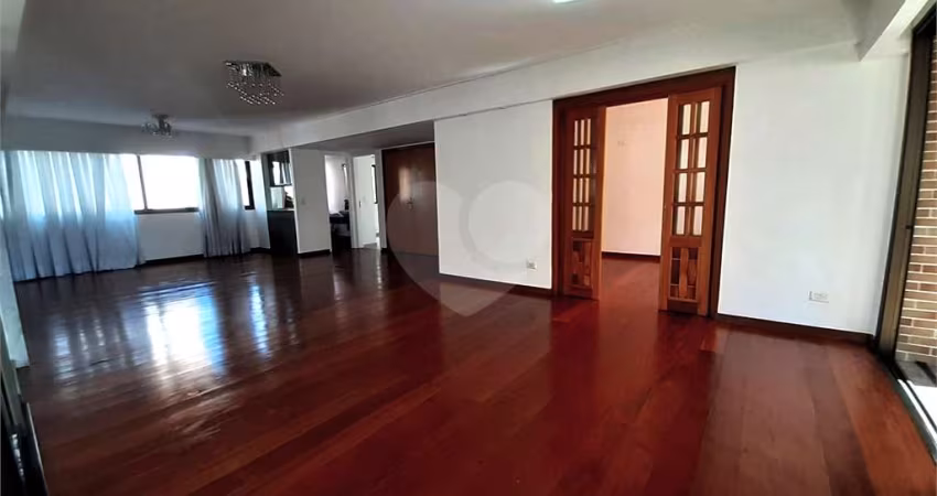 Apartamento com 4 quartos à venda ou para locação em Perdizes - SP