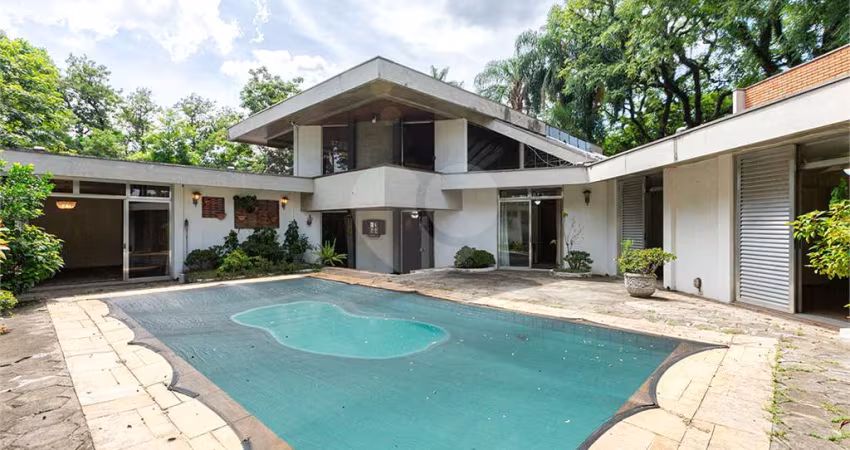 Casa com 4 quartos à venda ou para locação em Alto De Pinheiros - SP