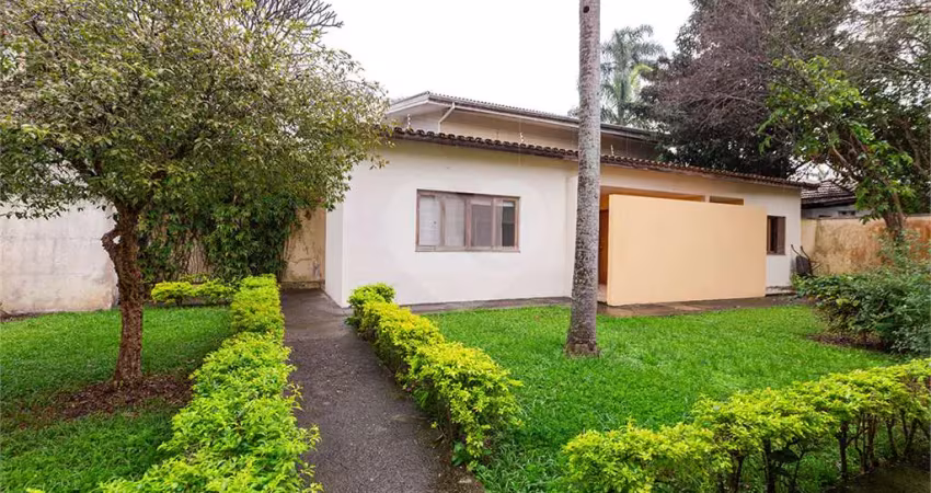 Casa com 5 quartos à venda na Rua Agostinho Cantu, --, Butantã, São Paulo