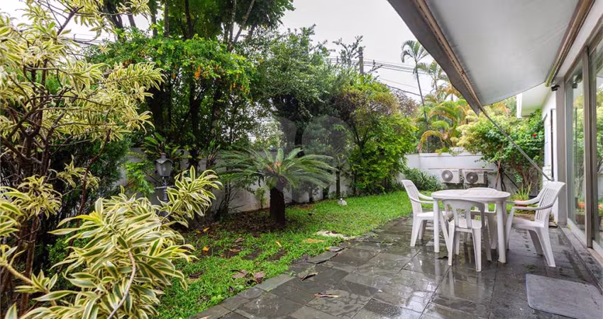 Sobrado com 5 quartos à venda em Vila Madalena - SP