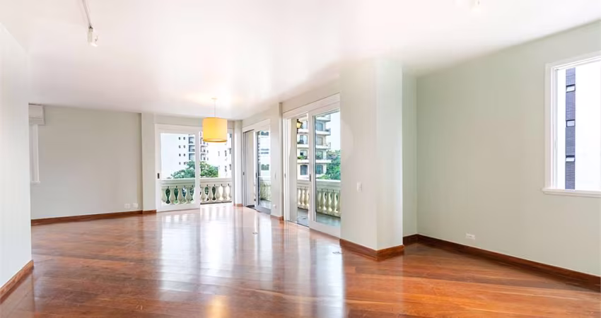 Apartamento com 4 quartos à venda em Pinheiros - SP