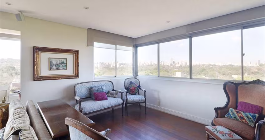 Apartamento com 3 quartos à venda em Alto De Pinheiros - SP