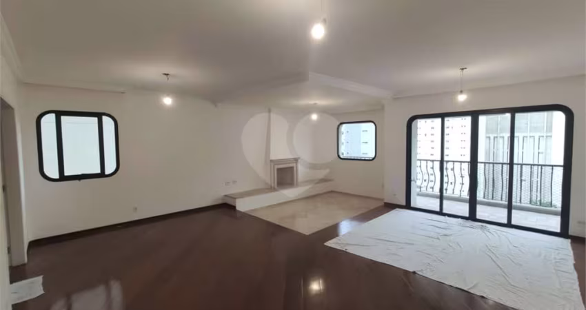 Apartamento com 4 quartos à venda ou para locação em Perdizes - SP