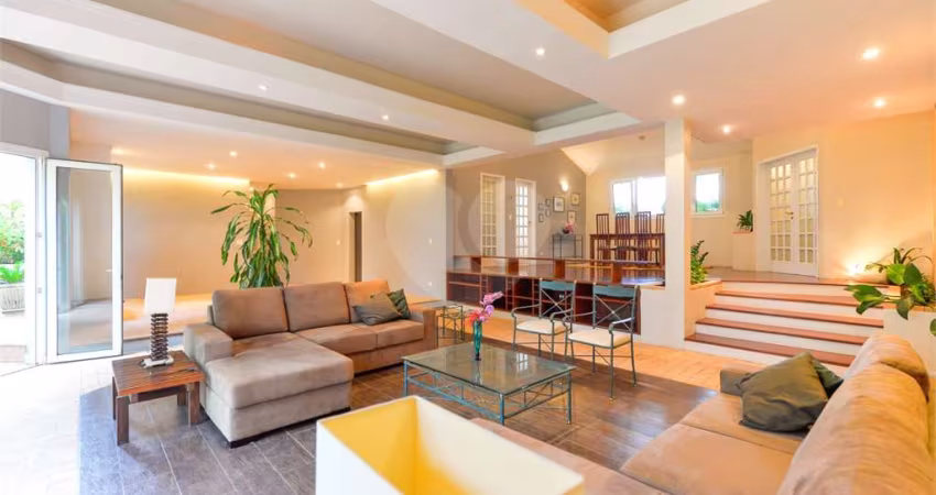 Casa com 4 quartos à venda em Alto De Pinheiros - SP