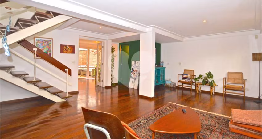 Casa com 4 quartos à venda ou para locação em Sumarezinho - SP