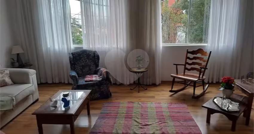 Casa com 4 quartos à venda na Rua Borges de Barros, --, Vila Madalena, São Paulo