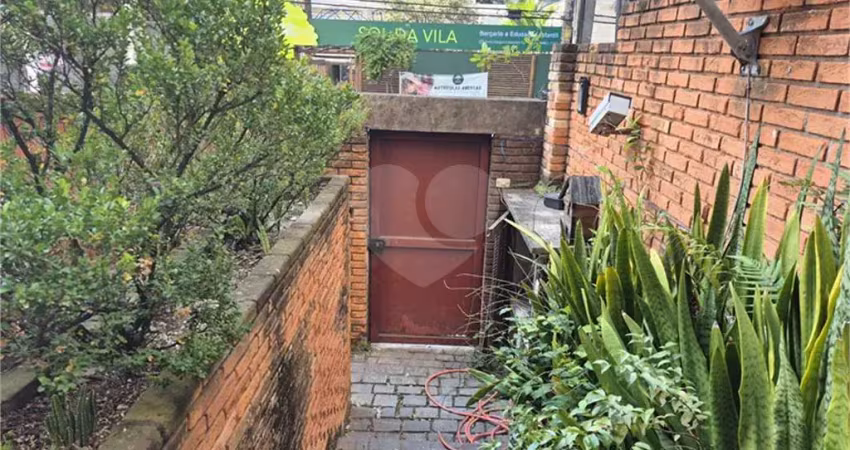 Casa com 5 quartos à venda na Rua João Moura, --, Pinheiros, São Paulo