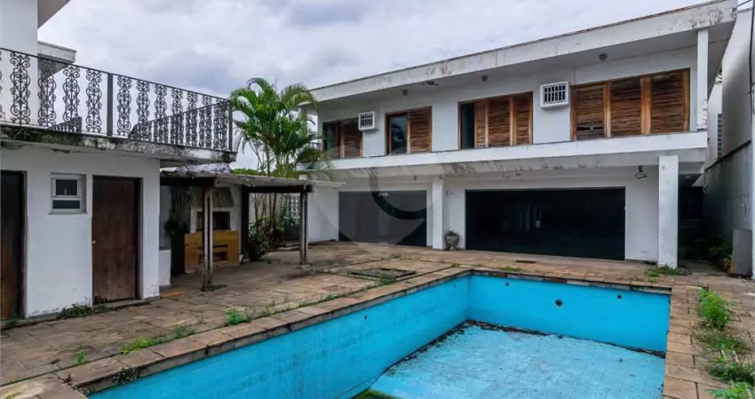 Casa com 4 quartos à venda na Rua Curuzu, --, Lapa, São Paulo