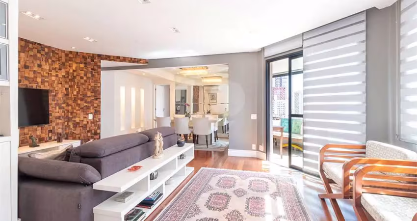 Apartamento com 3 quartos à venda na Rua Mateus Grou, --, Pinheiros, São Paulo