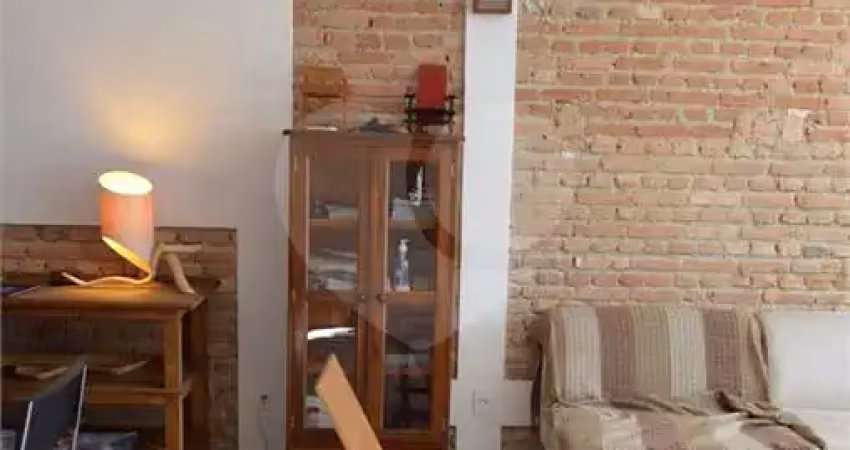 Casa com 3 quartos à venda na Rua Borges de Barros, --, Vila Madalena, São Paulo