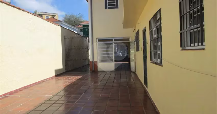 Casa com 3 quartos à venda na Rua Padre João Gonçalves, --, Pinheiros, São Paulo