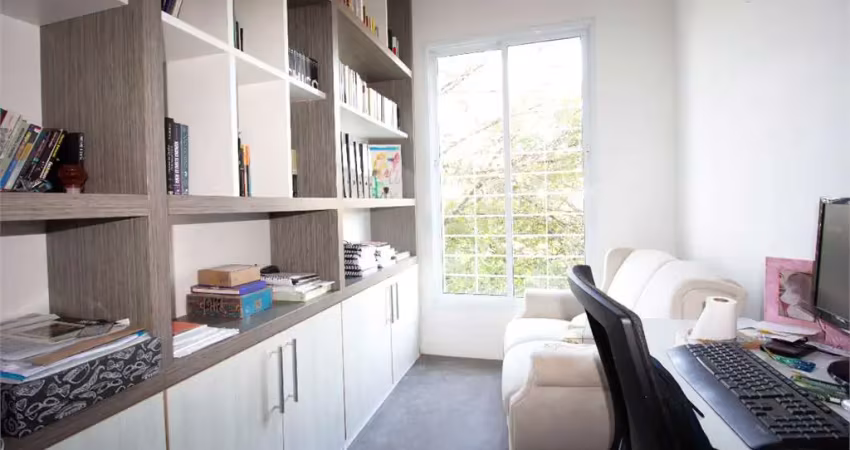 Casa com 4 quartos à venda na Rua Pombal, --, Sumaré, São Paulo