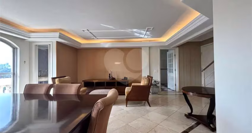 Apartamento com 3 quartos à venda na Praça Irmãos Karmann, --, Sumaré, São Paulo