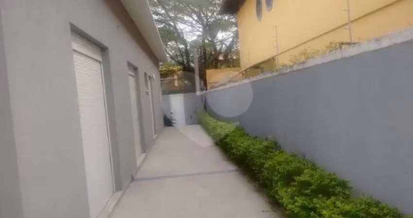Casa térrea com 4 quartos à venda ou para locação em alto de pinheiros - sp