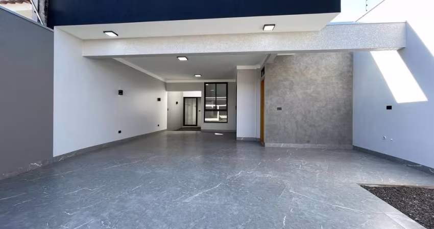 Casa à venda com suíte e 02 Quartos no JD. Oasis em Maringá