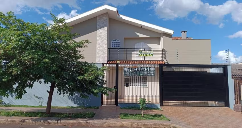 Excelente Sobrado c/ Piscina no Jardim Itália em Maringá Paraná