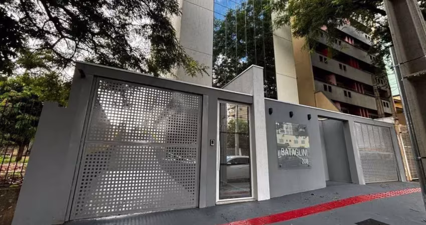 Apartamento completo com 2 quartos á venda na zona 07 em maringá