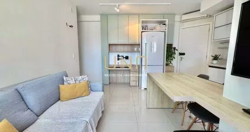 Apartamento de alto padrão em Coqueiros, com localização privilegiada.