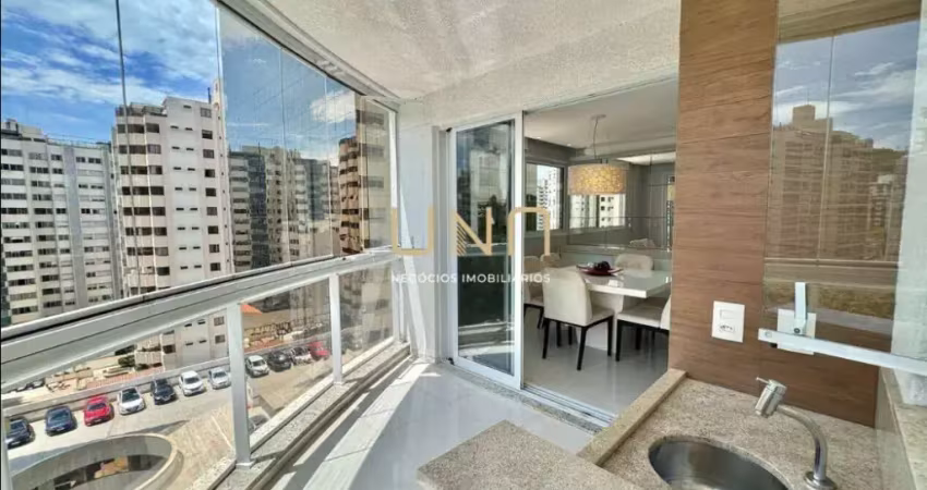 Na avenida trompowsky e com uma planta generosa, esse apartamento possui 1 suíte, 2 demi-suíte, churrasqueira na sacada e 3 vagas de garagem.
