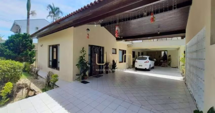 Casa com 6 dormitórios à venda, 405 m² por R$ 2.700.000,00 - Santa Mônica - Florianópolis/SC