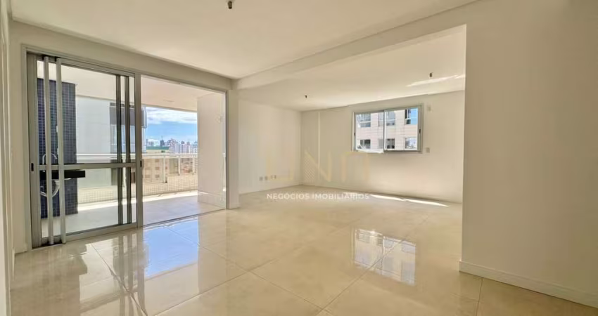 Apartamento de 03 quartos, espaçoso com Vista para o Mar - Bairro Campinas