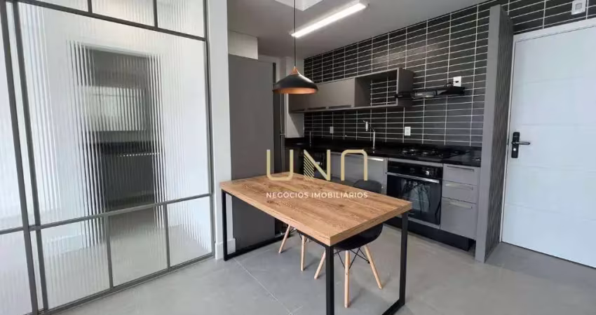 Apartamento de 01 dormitório no d/spot, no bairro saco grande.