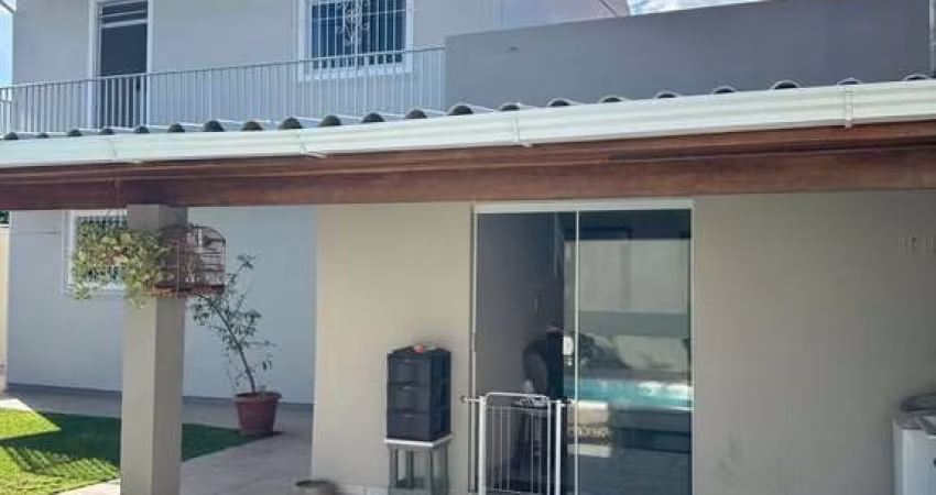 Casa com 3 quartos, piscina, no bairro Ipiranga/São José