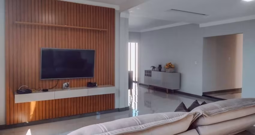 Casa Residencial em Ingleses