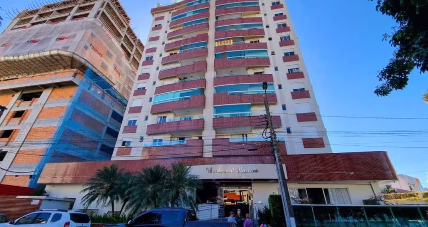 Cobertura duplex no Floresta 03 quartos com suite e terraço.