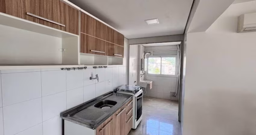 Apartamento a Venda de 3 dormitórios ( 1 suíte ) Bairro Praia Comprida - Florianópolis SC