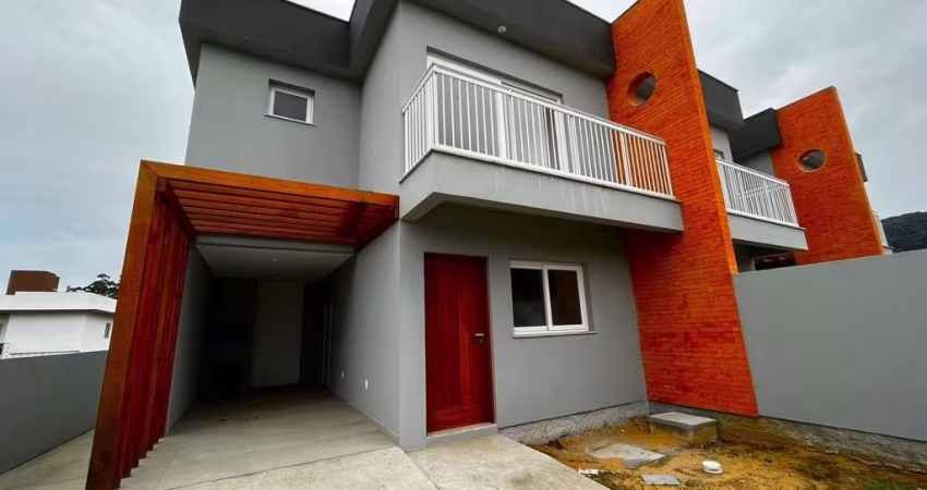 Casa 2 dormitorios, suite, 2 vagas, Rio tavares