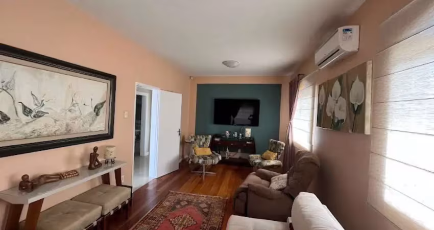 Casa Residencial em Capoeiras