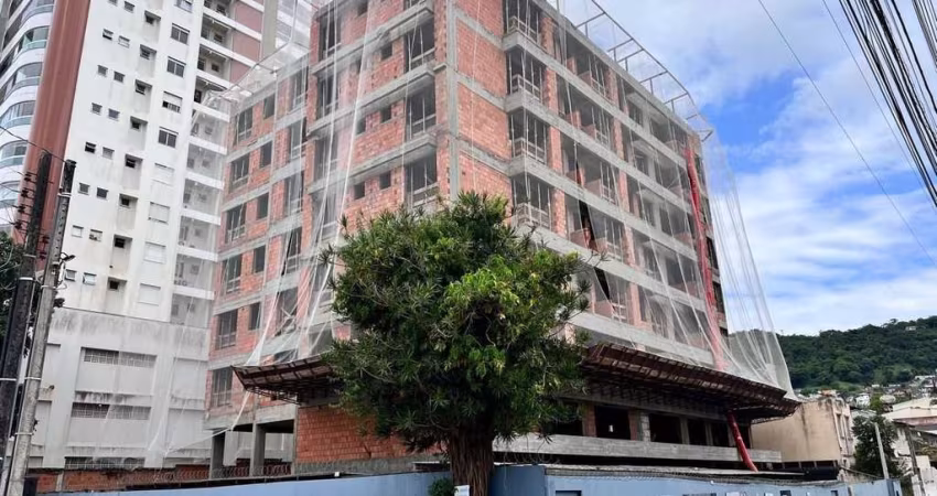 Apartamento com 66 m², com 2 dormitórios, 1 suíte, na Agronômica