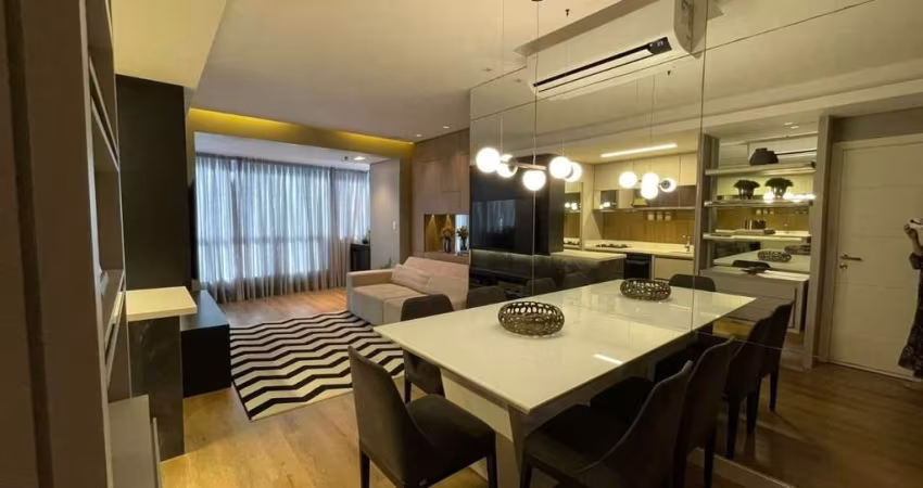 Apartamento de 02 dormitórios sendo 01 suíte em Coqueiros - Florianópolis