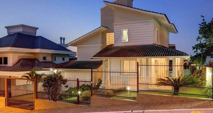 Casa Residencial em Ingleses do Rio Vermelho