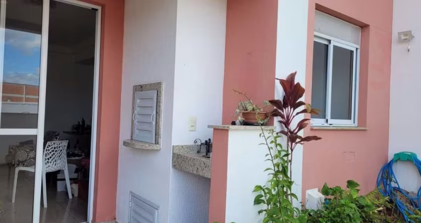 Apto garden,condomínio clube