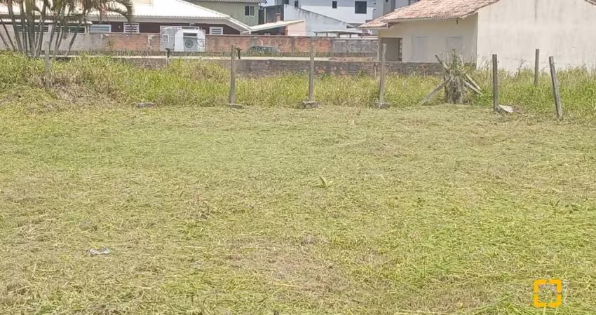 Terreno à venda na Avenida Alberto Santos Dumont, 186, Carianos, Florianópolis