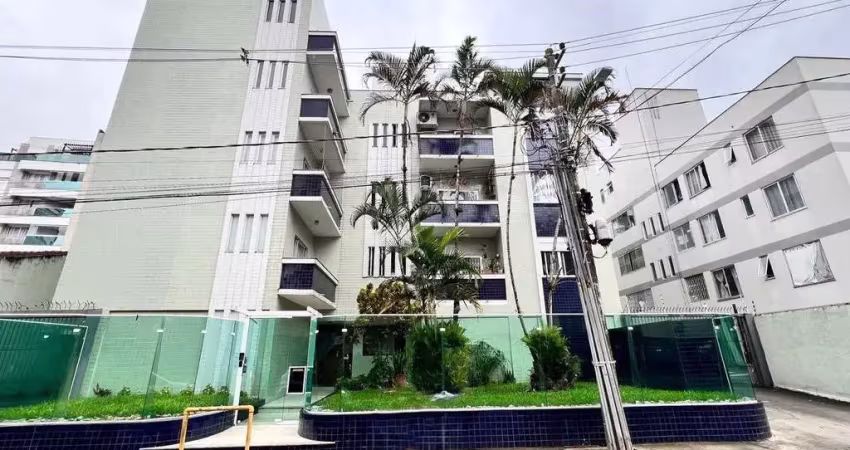 Apartamento 2 dormitórios, 1 suíte, varanda, 1 vaga, na trindade, florianópolis