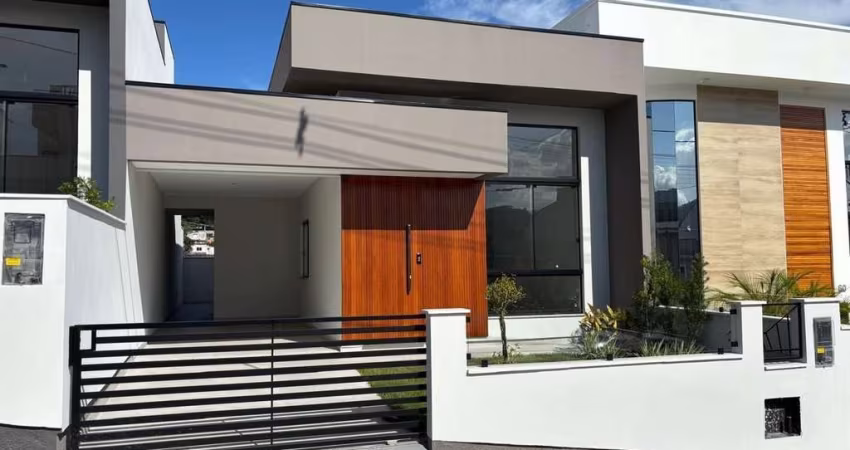 Casa nova, moderna e aconchegante em Potecas - São José!