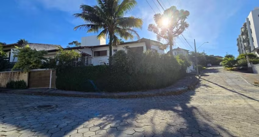 Casa Na Carvoeira próximo a UFSC 4 quartos financiável