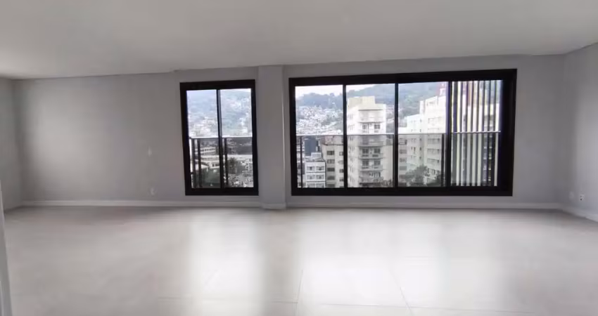 APARTAMENTO À VENDA NA HERCÍLIO LUZ-FLORIANÓPOLIS SC