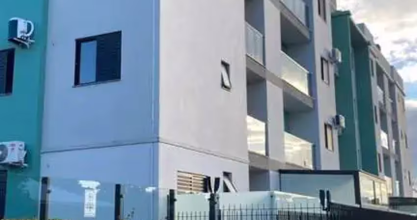 Apartamento de dois dormitórios na Vargem Grande