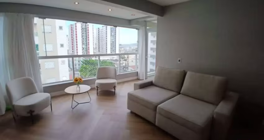 Apartamento com 3 dormitórios sendo 1 suíte e 2 demi-suítes no coração do kobrasol, são josé/sc