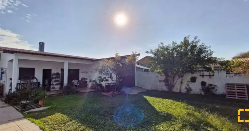 Casa com 4 quartos à venda na Rua Dona Alta Lucas, 902, São João do Rio Vermelho, Florianópolis