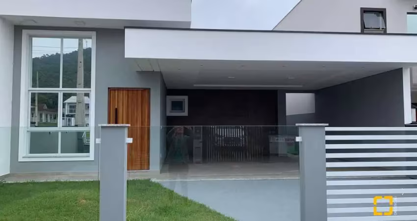 Casa com 3 quartos à venda na Claudio Capistrano Lima de Oliveira, 32, Forquilhas, São José