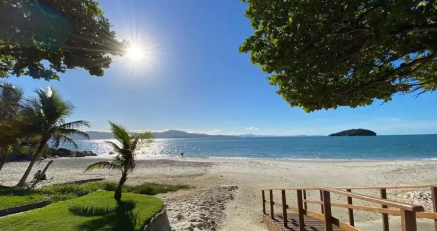 Apartamento vista mar 3 dorm (1 suite) em canasvieiras 135 m² - pé na areia