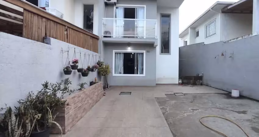 Casa com 2 quartos à venda na Rua Jerivá, 181, Potecas, São José