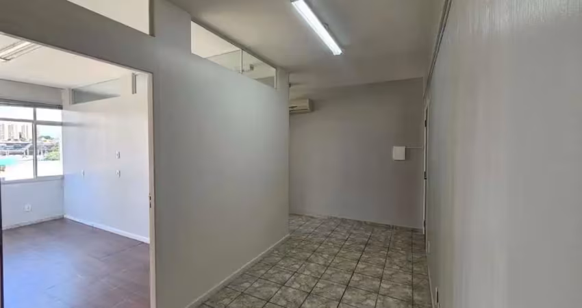Sala comercial à venda na Rua General Liberato Bittencourt, 1914, Estreito, Florianópolis