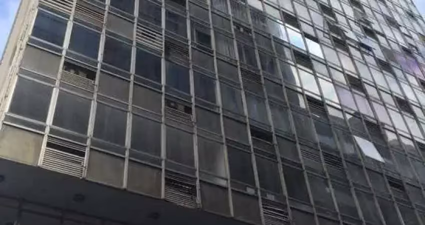Sala comercial com 27,70m² privativos, 1 banheiro, venda, centro, florianópolis.